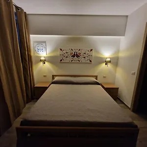  Bed & Breakfast Casa Made'